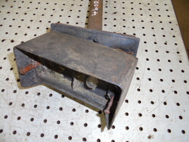 for, Ford 4600 Q Cab RH Side/Indicator Lamp Bracket