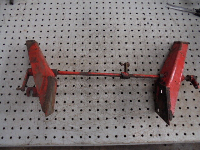 for, David Brown 1490 Throttle Cross Shaft & Bracket - Good Condition