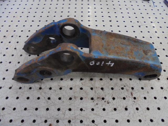 Ford/New Holland 4100 4600 Top Link Bracket – Gwynedd Farm Machinery Ltd