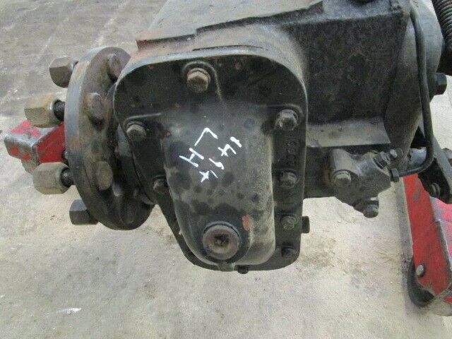 thumbnail image 2 of Brake Slave Cylinder K954215 For David Brown Tractors – 1690, 1390, 1290, 995, 990, 885 2 of 4