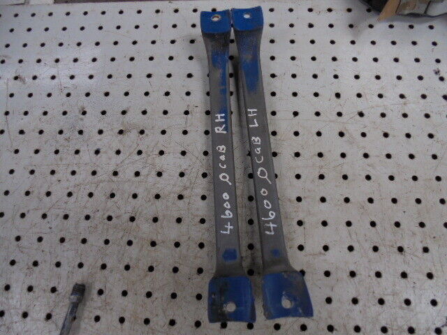 for, Ford 4600-7610 Q Cab Front Grab Handles PAIR in Good Condition