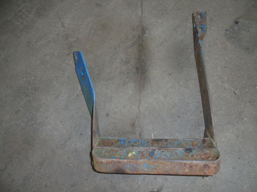 for, FORD 4600 Q Cab LH Foot Step in Good Condition