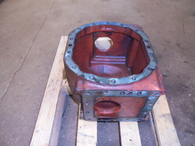 for, David Brown 1490 4wd Front Axle Centre Diff Housing in Good Condition