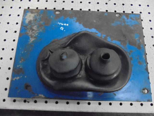 For FORD 4600 Q CAB FLOOR PLATE OVER GEAR STICKS