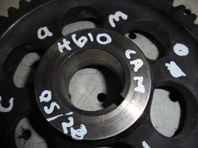 for, Ford 4600,4610 Engine Camshaft Timing Gear in Good Condition