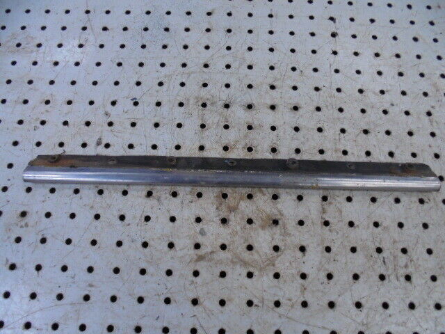 for, FORD 4600-7610 Q Cab Side Window Top Hinge in Good Condition