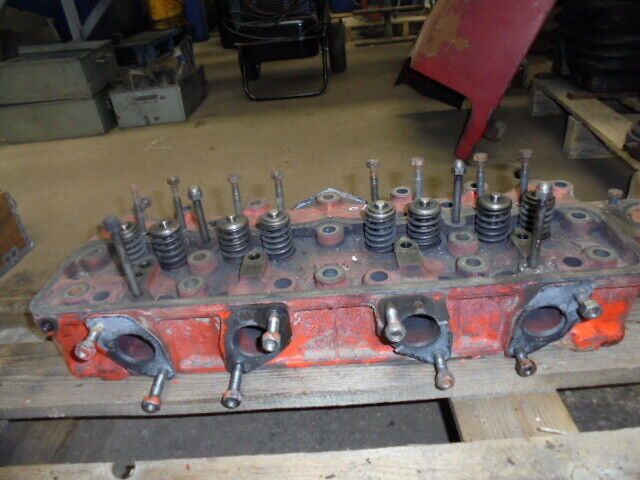 for, David Brown 1490 Engine Cylinder Head in Good Condition