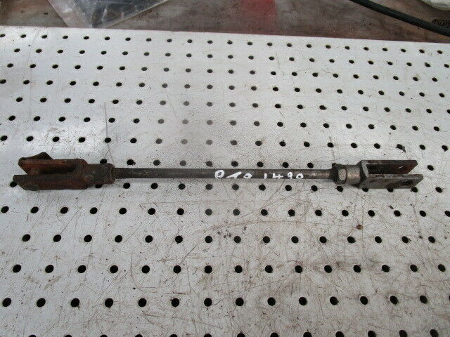 for, David Brown 1494 PTO Engaging Rod under Cab in Good Condition