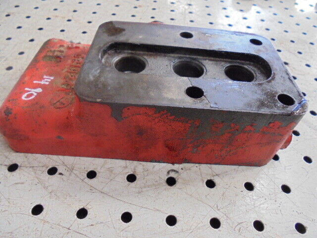 for, David Brown 1490 Hydraulic Auxilliary Spool Valve Mounting Block