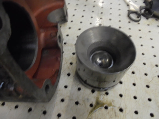 David Brown 1394 Hydraulic Lift Cylinder And Piston