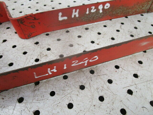 for, David Brown 1290 LH Diesel Tank Straps - Pair 