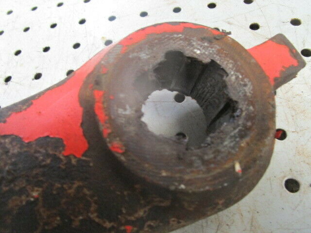 for, David Brown 1290, 1390 RH Top Steering Arm - Good condition