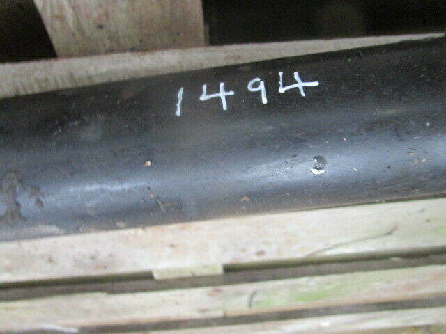 for, David Brown 1494 Hydraulic Cross Shaft Assembly in Good Condition