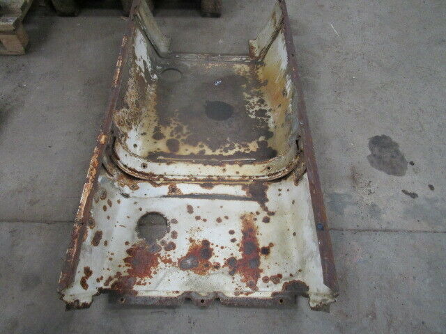 for, David Brown 1290 Bonnet - Good solid bonnet - needs paint