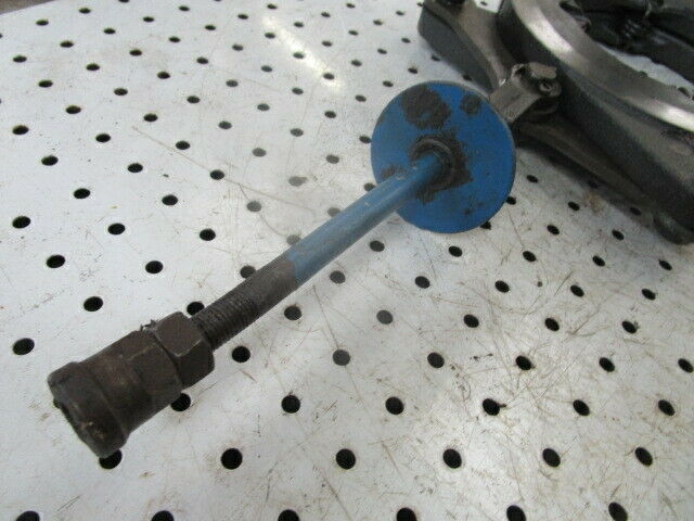 for, Ford 4600 Brake Actuator in Good Condition