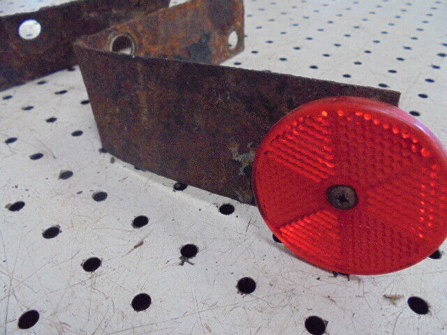 for, David Brown 1394 Rear Reflectors and Brackets
