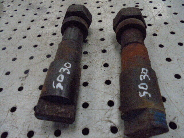 for, Ford 5030 Hydraulic Arms Mounting Pins in Good Condition