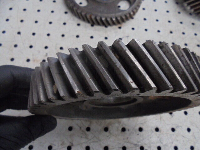 for, FORD 4610 Engine Camshaft Timing Gear - Good Condition 
