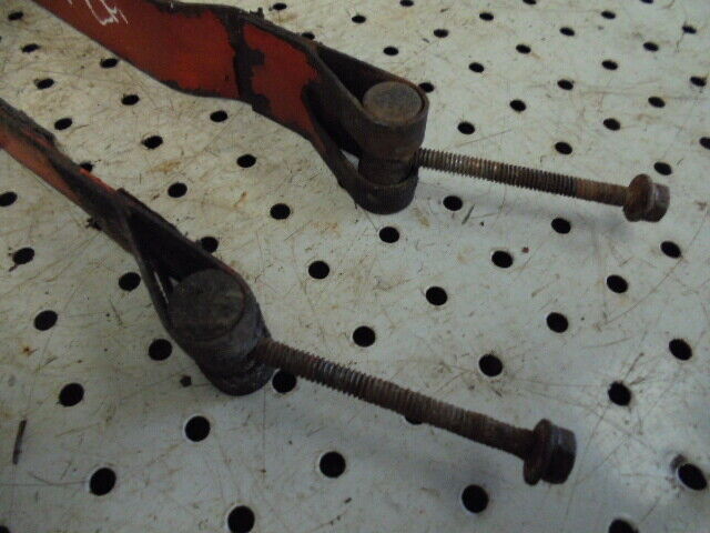 for, David Brown 1490 LH Diesel Tank Mounting Straps - Good Condition
