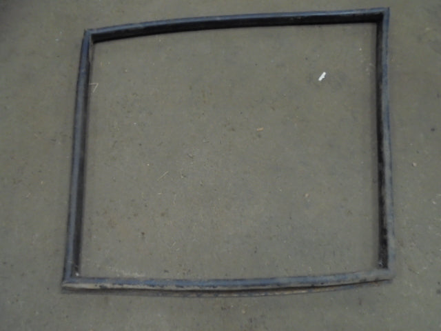 David Brown 1494, 1394 Right Hand Door Top Glass Seal