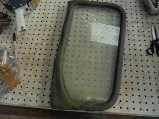 for, Ford 4600 Q Cab LH Lower Front Glass & Rubber Seal - Good Condition