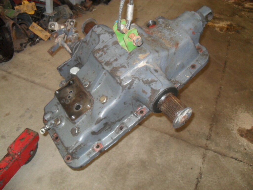 Ford/New Holland 7840 Hydraulic Top Cover Assembly with Lift Cylinder ...