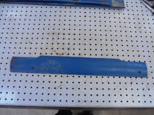 for, FORD 4600 Q Cab RH Lower Front 'A' Pillar Plastic Cover in Good Condition