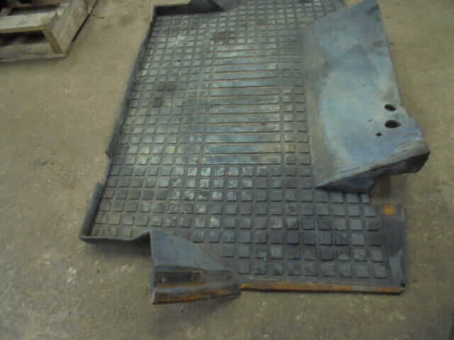 for, David Brown 1490 Cab Floor Mat - Good Condition