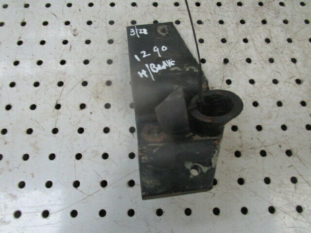 for, David Brown 1290,1390 Handbrake Lever Mounting Bracket & Plastic Spacers