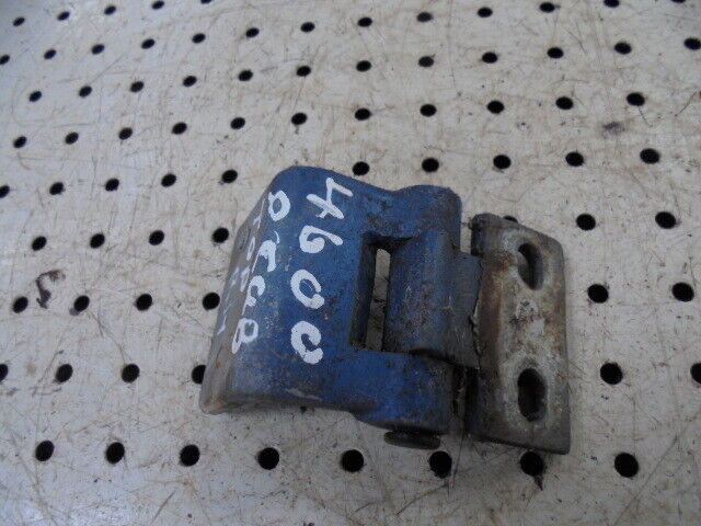 for, Ford 4600-7610 Q Cab RH Top Door Hinge in Good Condition