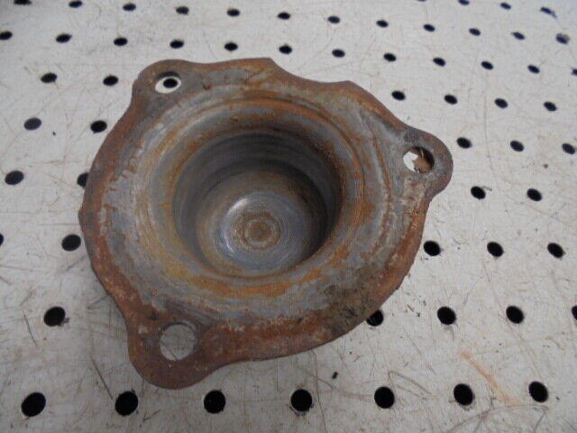 for, David Brown 990,1390 Front Wheel Hub Cap - Good Condition