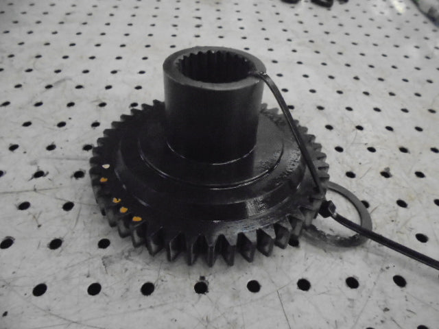 Ford New Holland 6610 4wd Rear Drop Box Drive Gear Off Rear Axle Pinion Shaft