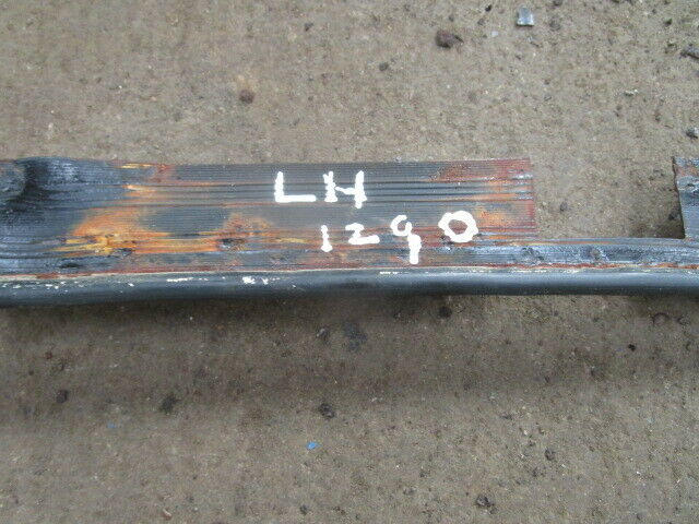 for, David Brown 1290 -1494 LH Cab Wing Plastic Strip - Good condition