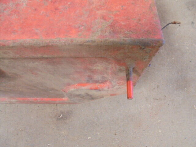 for, David Brown 1490 LH Diesel Tank in Good Condition