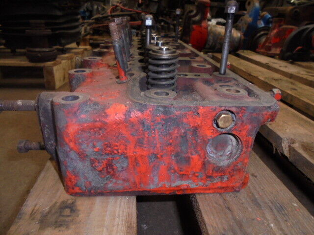 for, David Brown 1490 Engine Cylinder Head in Good Condition