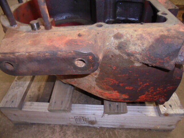 for, David Brown 1490 LH Rear Axle Brake Housing (inner) in Good Condition