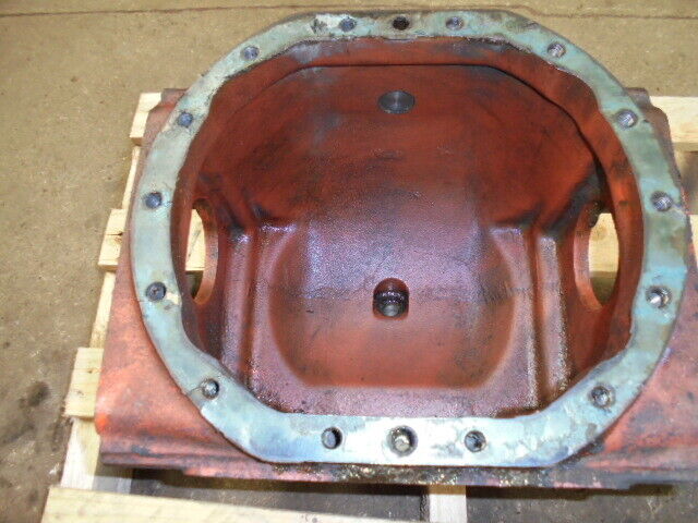 for, David Brown 1490 4wd Front Axle Centre Diff Housing in Good Condition