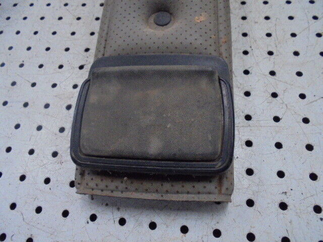 for, David Brown 1394 Cab RH 'B' Pillar Inner Cladding Cover & Ashtray
