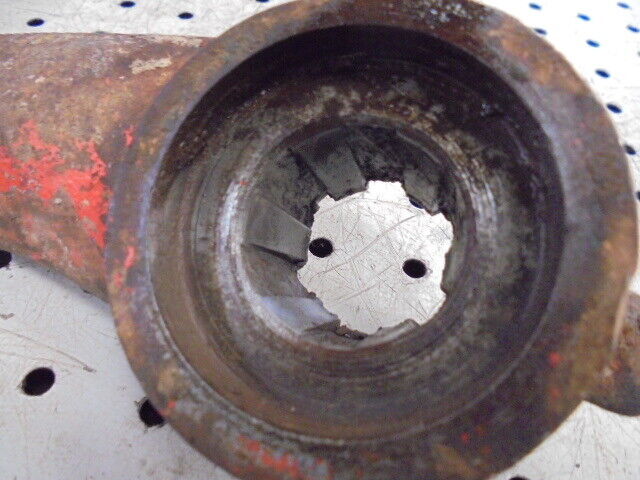 for, David Brown 1394,1390 RH Top Steering Arm - Good Condition