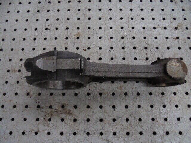 for, FORD 4610 Engine Con Rod - Good Condition