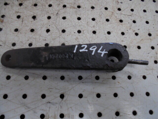 for, David Brown 1294/996 PTO Engaging Lever on Rear Bell in Good Condition