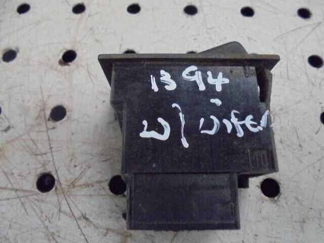 for, David Brown 1394 Windscreen Wiper Switch - Good Condition