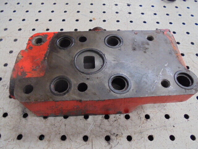 for, David Brown 1490 Hydraulic Auxilliary Spool Valve Mounting Block