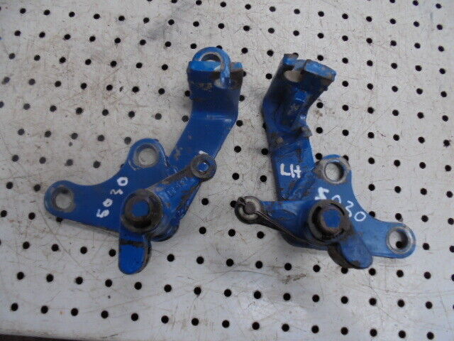 for, Ford 5030 Handbrake Cable Pivot Housings LH & RH in Good Condition