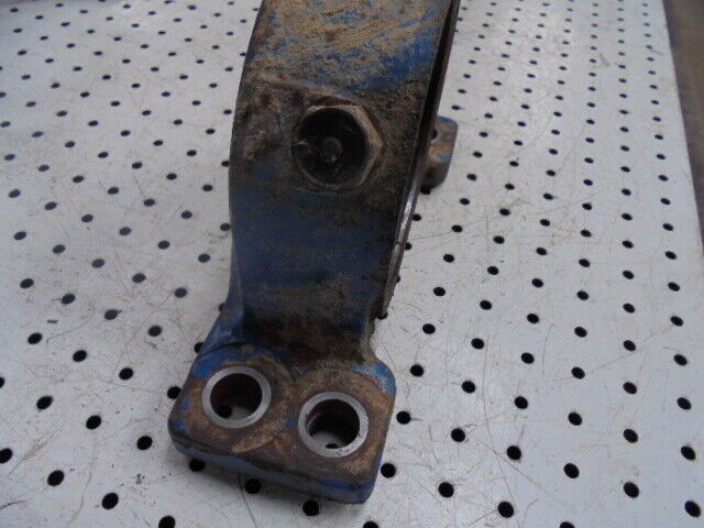 for, Ford 5030 4wd Front Axle Casing Front Mounting Housing (carrero 707 axle)