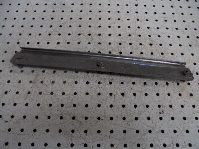 for, Ford 4600-7610 Q Cab RH Side Glass Top Hinge in Good Condition