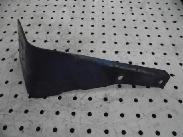 Ford New Holland 6610 Fan Belt Deflector Plate