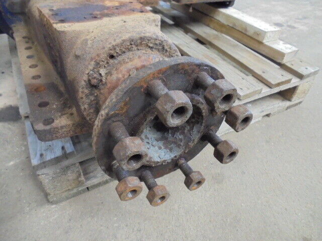 for, Leyland 245 Gearbox & Rear Axle Assembly - Good Condition