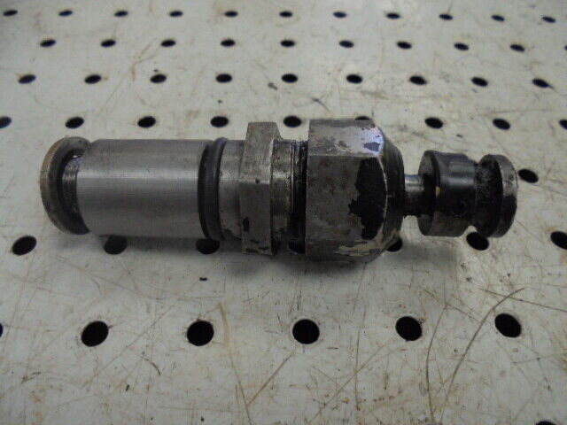 for, David Brown 1394 Hydraulic Dump Valve Assembly - Good Condition