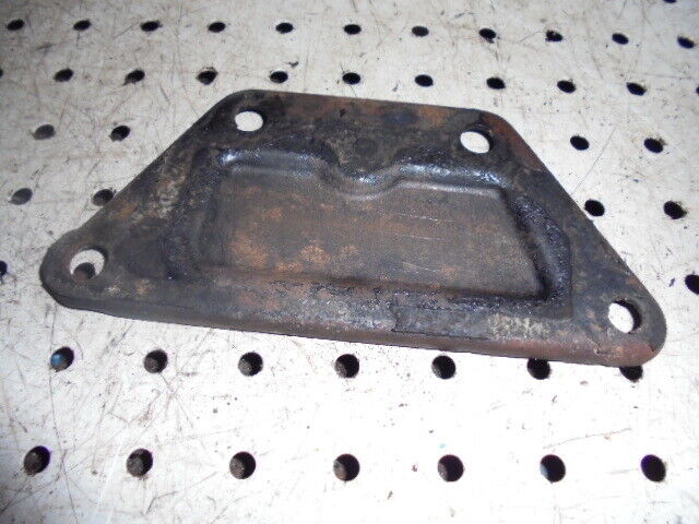 for, Ford 4600 Engine Rear Cam Gear Cover Plate in Good Condition